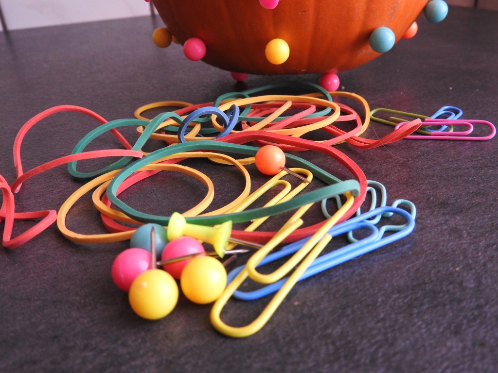 Aktywności rozwijające sprawność motoryki małej i percepcji&nbsp;wzrokowej